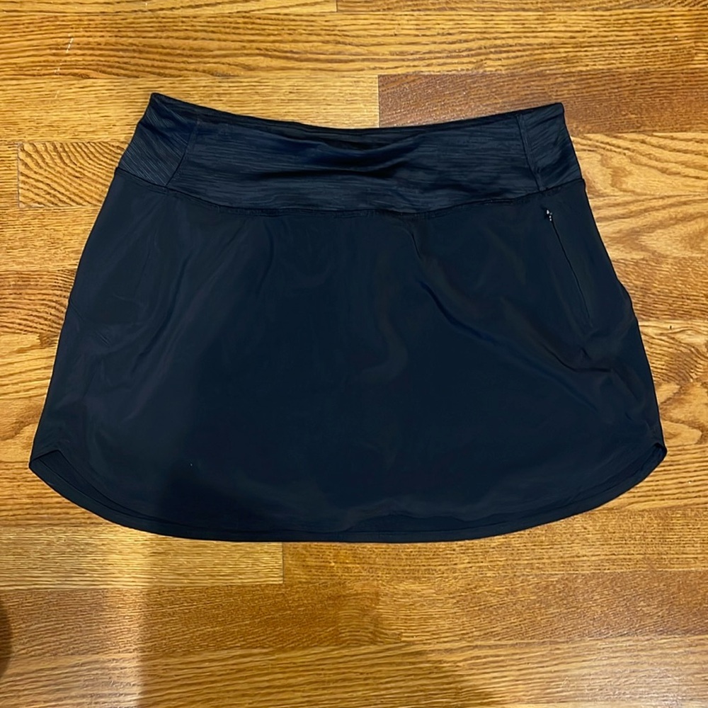 Outdoor Voice Tennis Skit - Black